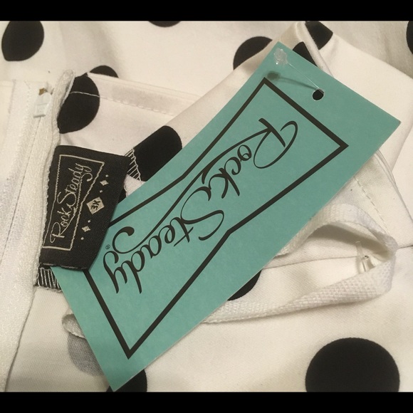 B/W Polka Dot Rock Steady Cherry Dollface Dress 3x - Picture 8 of 9